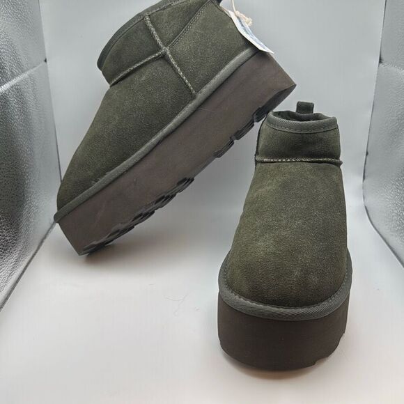 CUSHIONAIRE Hippy Womenβs Platform Ankle Bootsβ SIZE 9 OLIVE - Picture 5 of 7